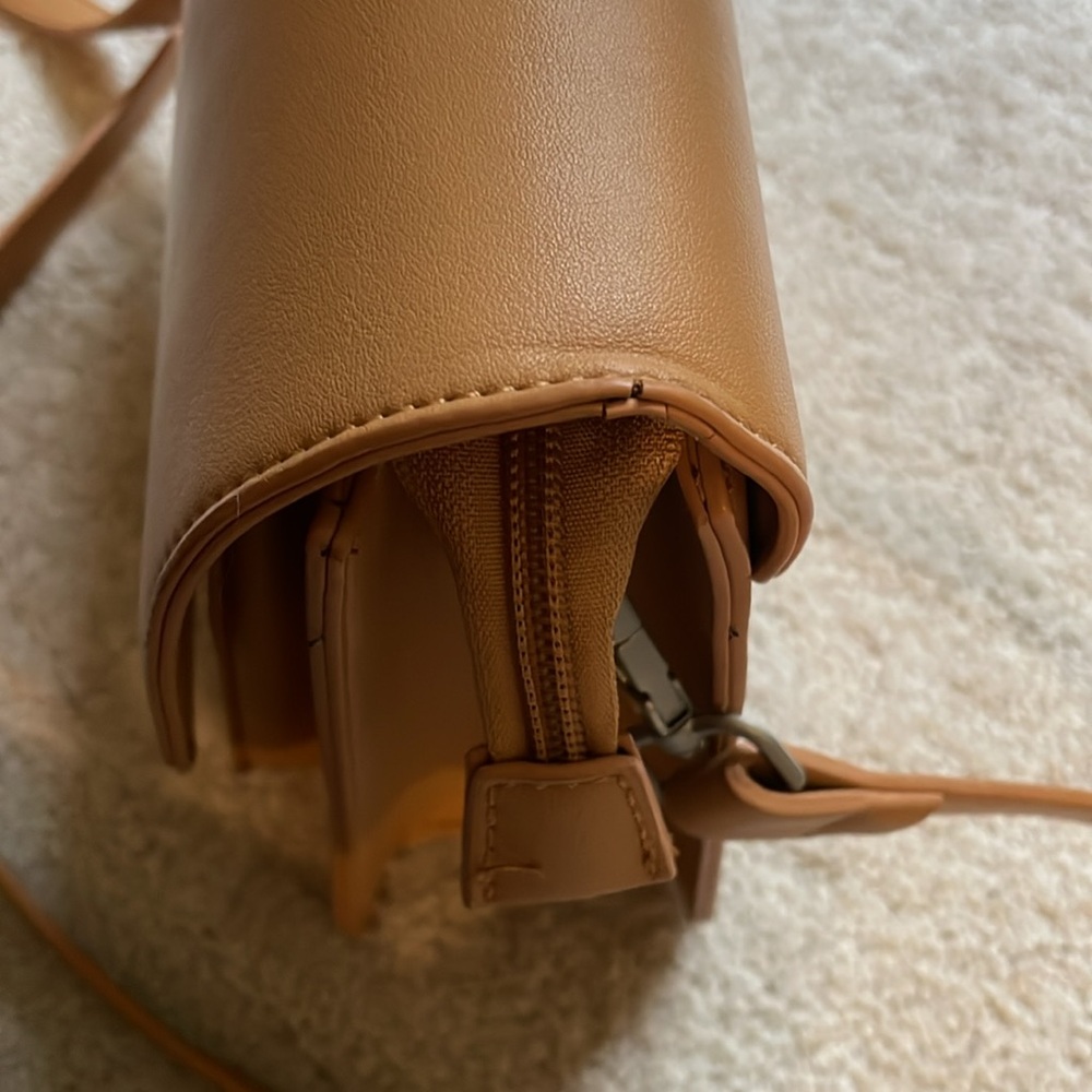 Pixie Mood cross body tan purse (Vegan leather) - Picture 11 of 12